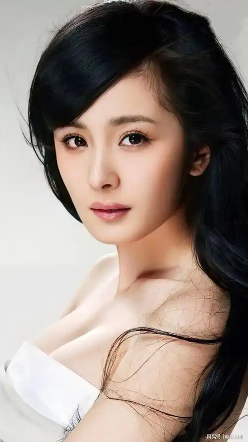 杨幂惊艳写真分享