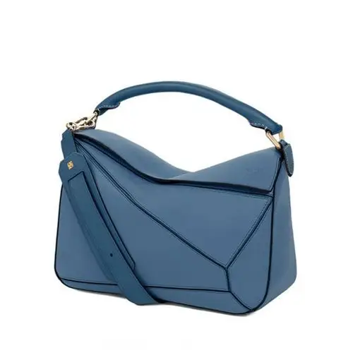 loewe/罗意威 荔枝纹牛皮女士中号单肩包