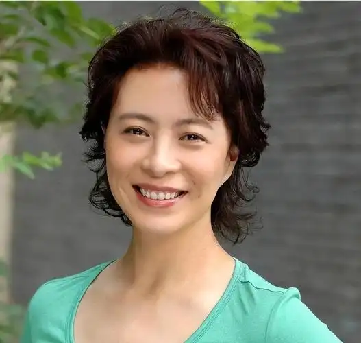 刘佳个人资料(刘佳:为照顾父亲息影10年,凭《任长霞》翻红,我从来不靠