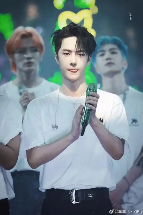 王一博##王一博酷盖