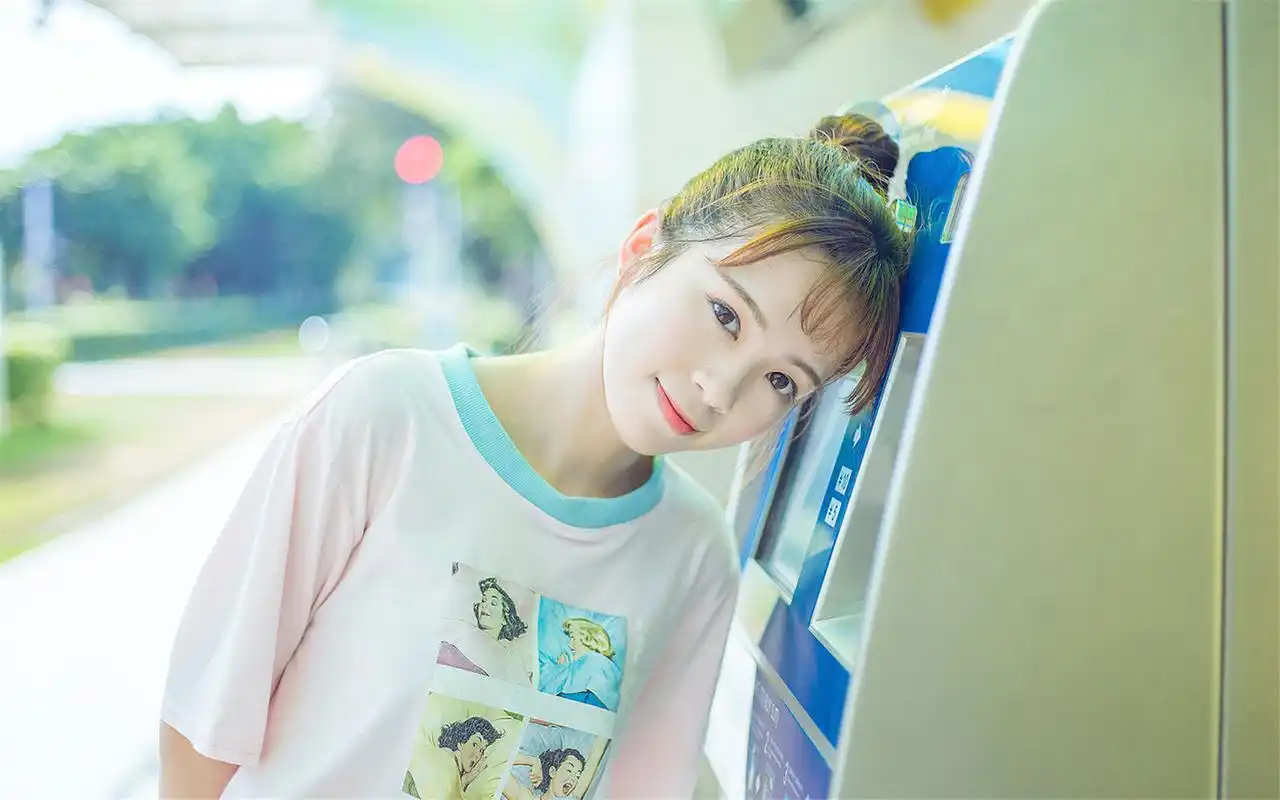 扎丸子头的可爱女生清新摄影桌面壁纸下载高清大图预览1920x1200_美女