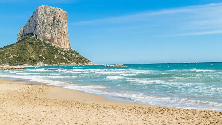 海滩,大海,岩石,海浪,蓝天 5120x2880 uhd 5k 高清桌布, 图片, 照片