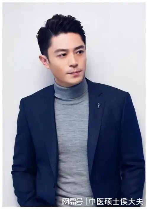 霍建华结婚7年,霍建华近照曝光,活成了"相反"的样子