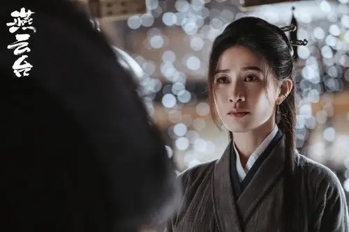 雪中大片剧照图片,分享一组佘诗曼图片给大家,图中的明星图片壁纸会