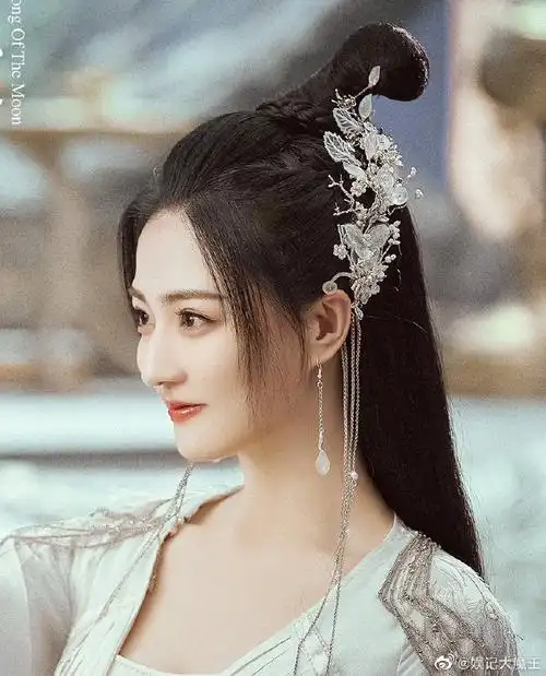 #徐璐月歌行仙侠造型##徐璐月歌行柳梢剧照##月歌行#