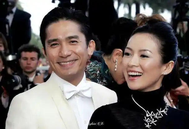 04年章子怡和巩俐在戛纳,两代谋女郎同框