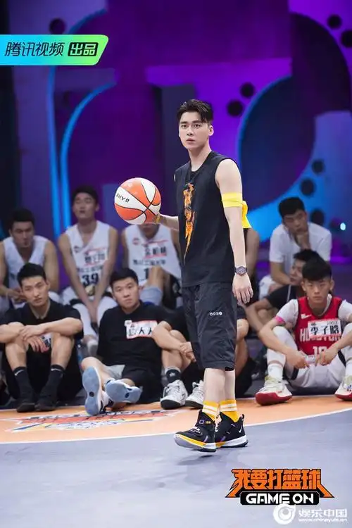 《我要打篮球》今晚首播 李易峰邓伦林书豪杜锋全员大集合