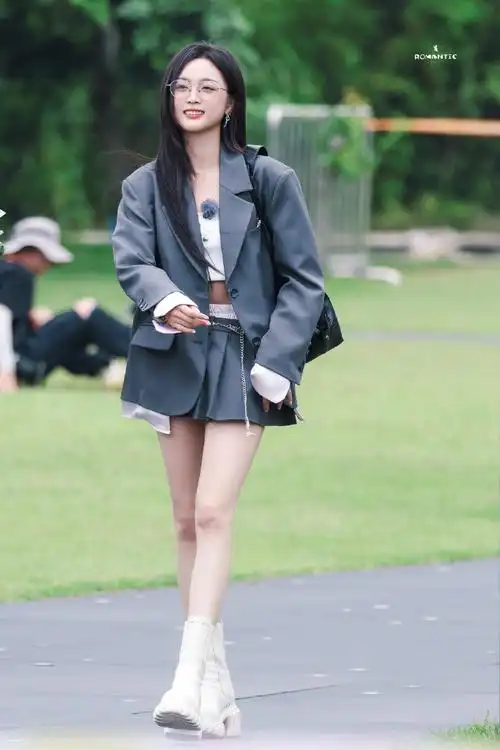 吴宣仪超话95#吴宣仪城市捉迷藏#    可帅了92    @吴宣仪_betty