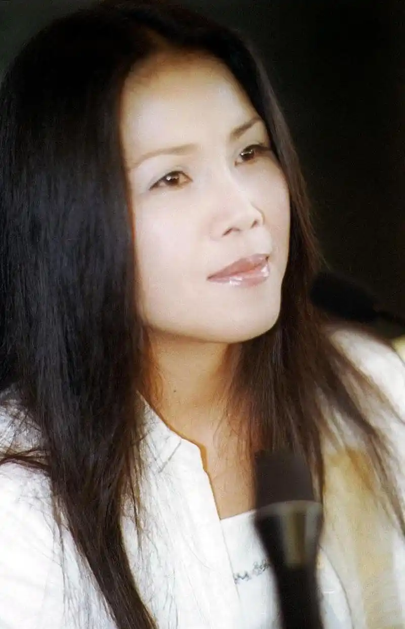 昨天,远在悉尼的田震,突然发布动态,配乐为刀郎《花妖》.