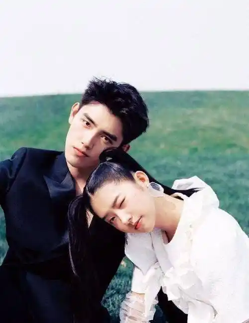 陈凯歌的儿子陈飞宇的女友标准:像妈妈陈红年轻时那样子的女孩!