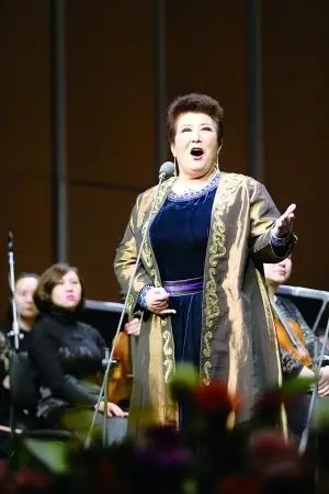 德德玛献唱 诺敏作品音乐会青城上演