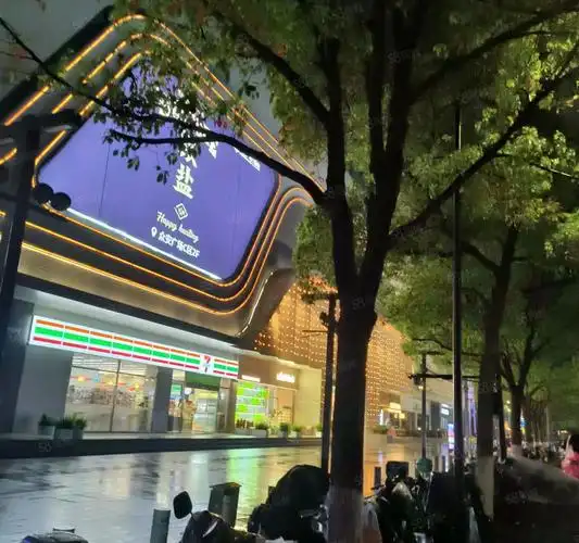 【18图】萧山万象汇商圈,健身房的客户看过来 萧山万象汇商圈,杭州