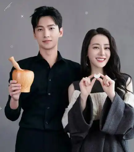 迪丽热巴合作的五位男星,周渝民像哥哥,黄景瑜很搭,但他占了上风!