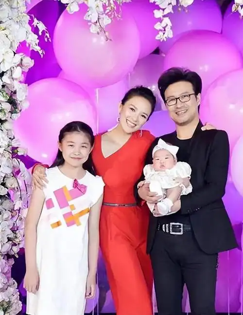 汪峰高调官宣后,那英被推上热搜,意外扯出陈年旧事,网友:刺激|章子怡