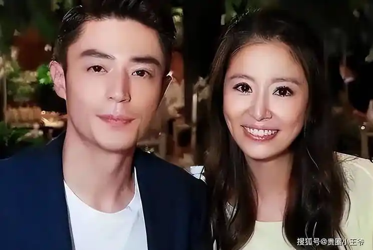 48岁林心如现状:和霍建华牵手逛街,小细节暴露两人感情状态