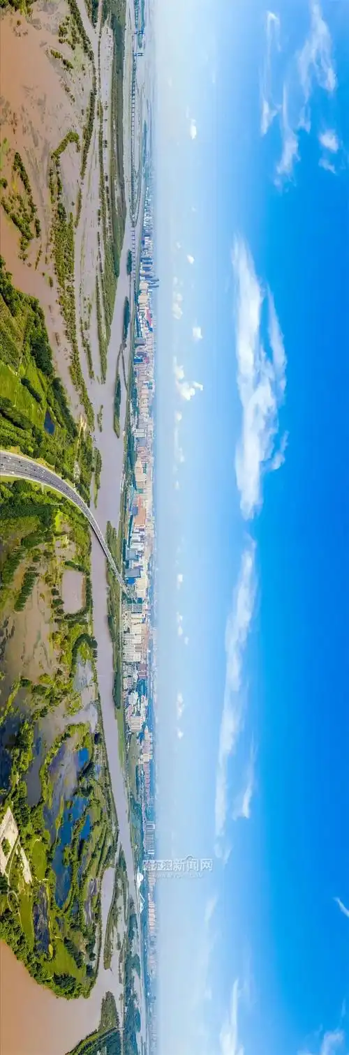 请手机横屏观看松花江流域位于我国的东北部,跨越黑龙江,吉林,辽宁