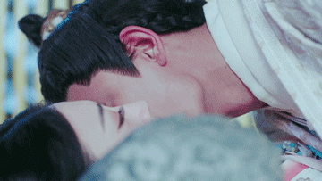 任嘉伦拍吻戏耳朵红却说是冻的赵丽颖把张翰都亲出生理反应了