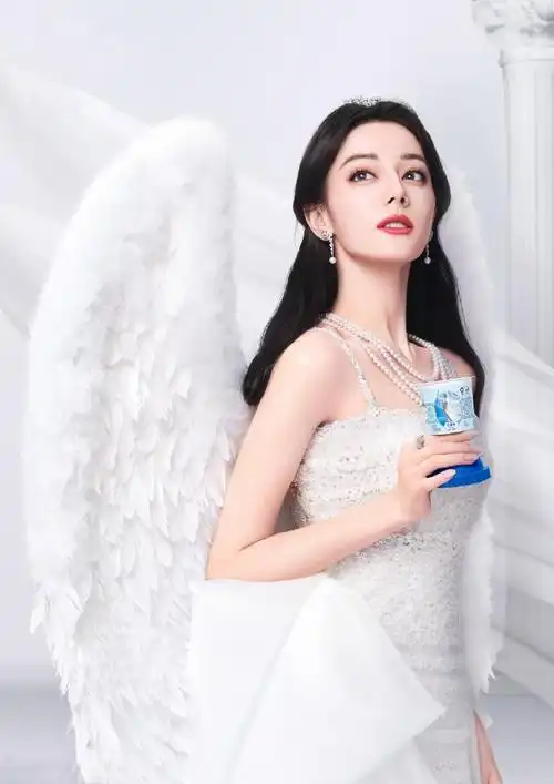 迪丽热巴代言安慕希##古希腊掌管酸奶的神