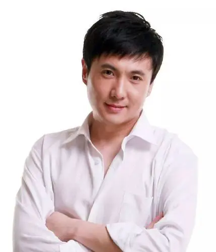 搞笑担当沈腾要走时尚路线?网友:让我笑一会儿!