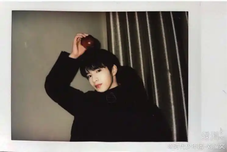 刘耀文 - 堆糖,美图壁纸兴趣社区