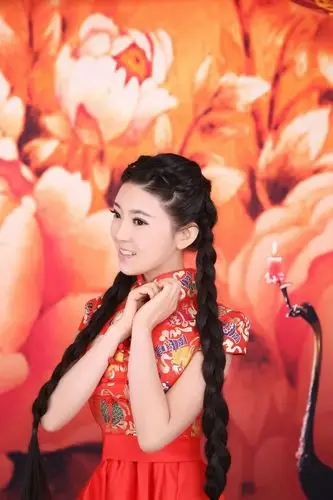 任妙音近照祁隆和任妙音啥关系