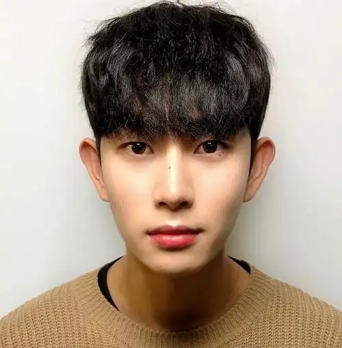 男生短发刘海发型图片选对刘海颜值翻倍变男神