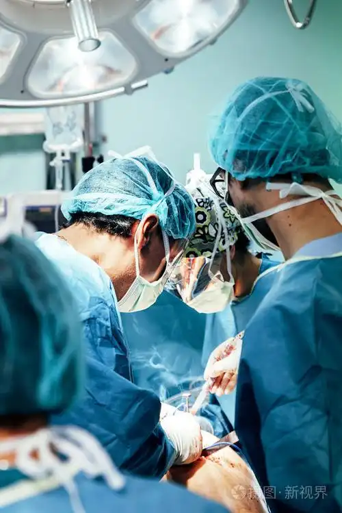 团队的外科手术照片-正版商用图片0ooqn4-摄图新视界