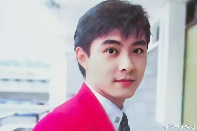 网友:张卫健过60大寿一根白发都没有|张卫健_新浪新闻