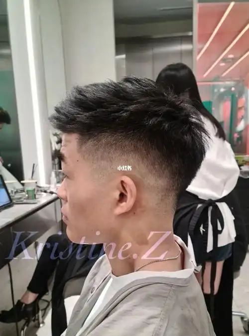 悉尼美发 渐变碎短发 好打理男生发型