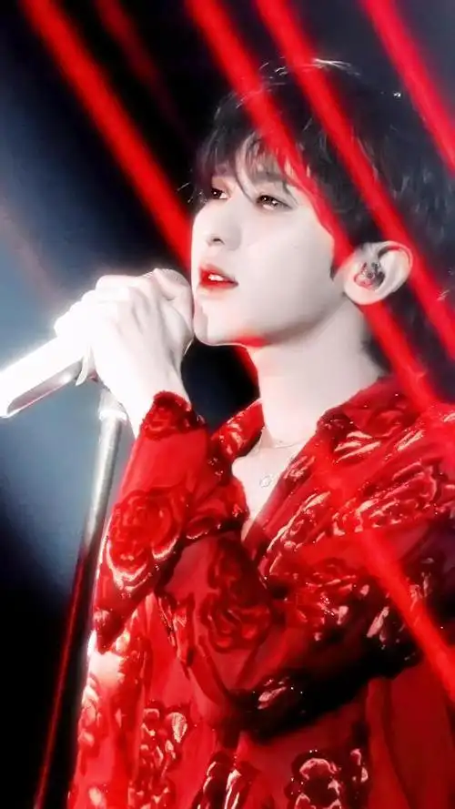 然而,自从他出道以来,大众依然可以感受到蔡徐坤对音乐的深厚热情.