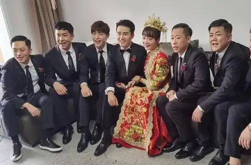 国风花美男邓伦的成长史和被他迷住的女星们