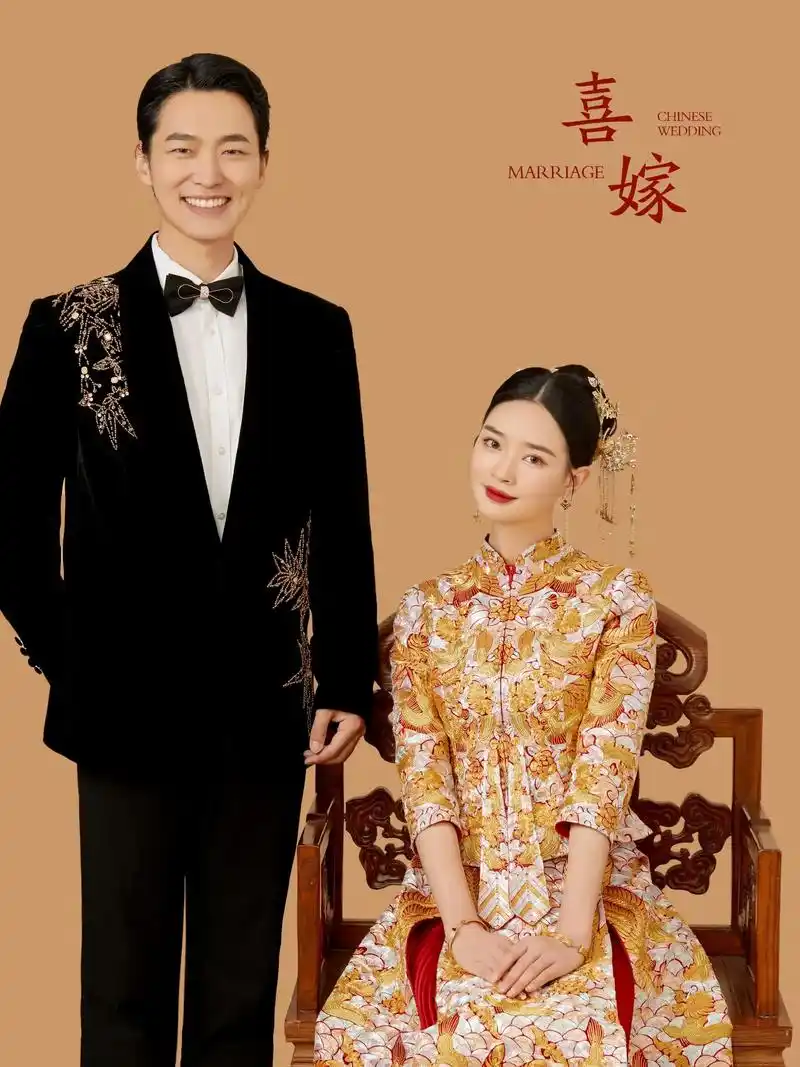 甜蜜高级的喜嫁中式婚纱照 超受长辈喜爱.