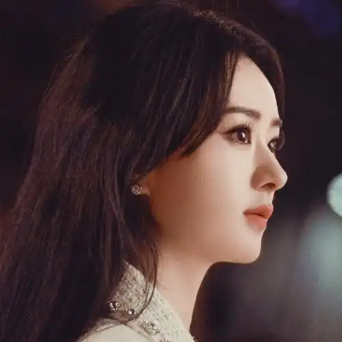 头像|  她的眼睛会讲故事.#赵丽颖