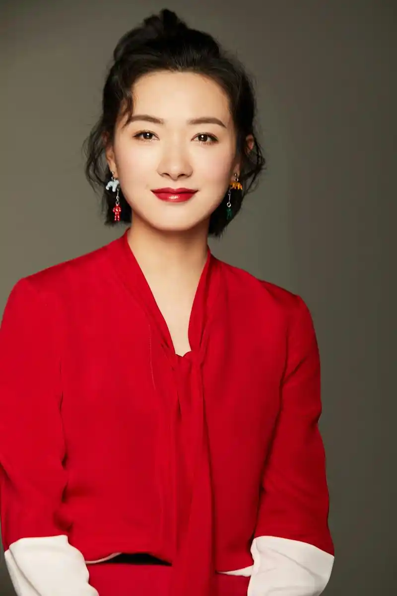 精美图集|万茜,气质优雅的女演员