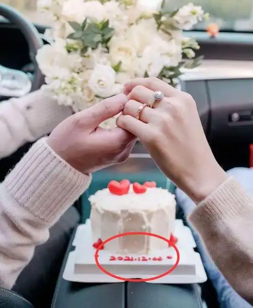 女老师出轨学生后续:女老师36岁美丽大方,学生被称为金职蔡徐坤