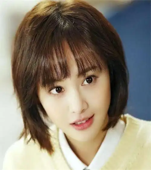 毕竟,早在2014年,李敏镐就已经登上了央视春晚的舞台.两国