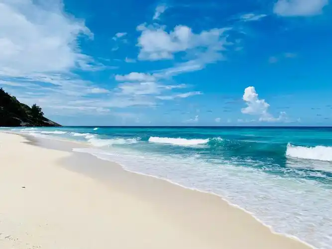 塞舌尔的沙滩阳光和大自然