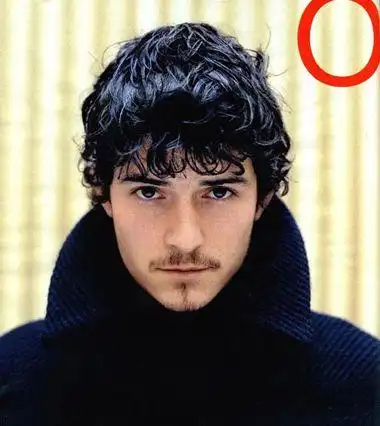 欧美长脸男明星的发型 男长脸中长发发型图片