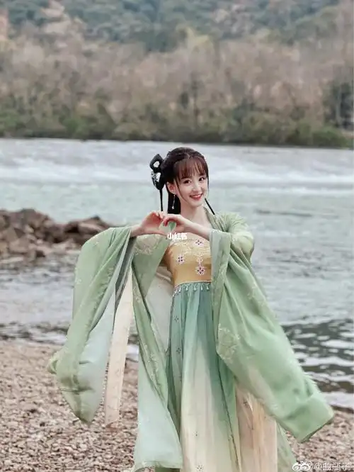 许晓诺古装造型