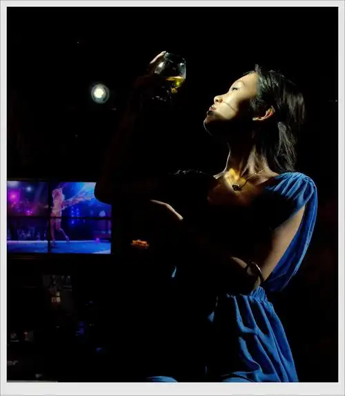 伤心之夜组照玛索酒吧参赛作品