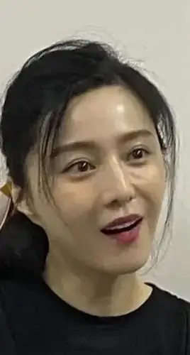 范冰冰凭最新生图被赞人间尤物网友发原图揭真相已有衰老痕迹