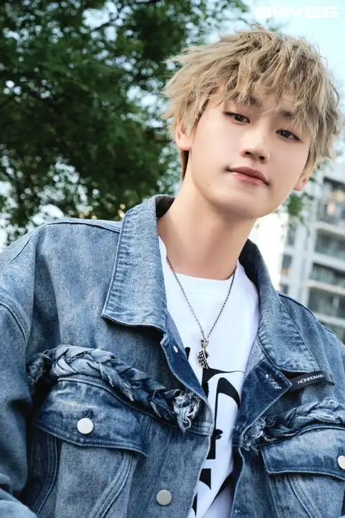 叫我ak就好了超话今日9815"cool man"&清爽少年 w8ves@ak刘彰本人