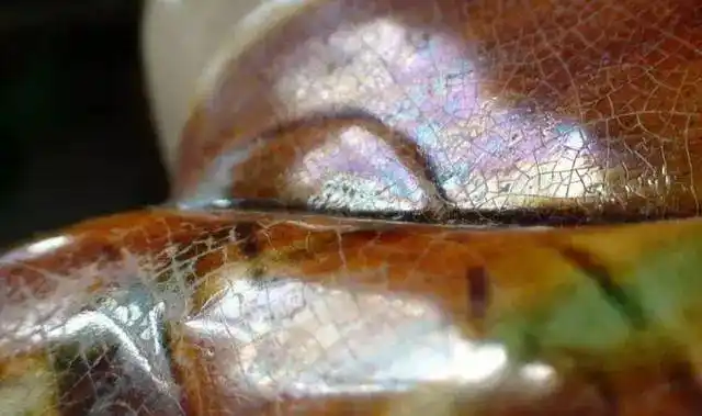 鉴赏小知识:古瓷上的酥光,宝光,蛤蜊光