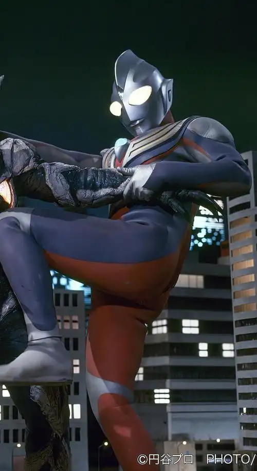 25年前的今天迪迦奥特曼迎战炎魔战士第二阶段恶魔的审判