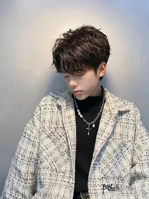 纹理烫  #笔记灵感  #男士发型  #发型分享  #男生发型  #男士烫发