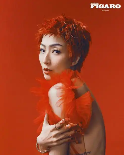 郑秀文红发短发大片前卫时尚_凤凰网时尚_凤凰网