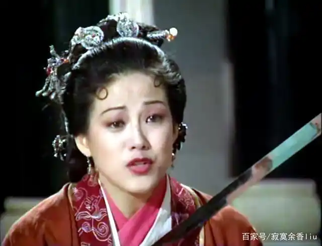 他是轻易获得女色的镇南王,一生多情却又专情——天龙八部段正淳