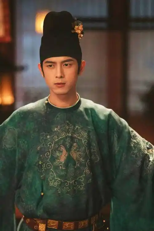 李现《国色芳华》古装造型:儒雅帅气,英姿勃勃