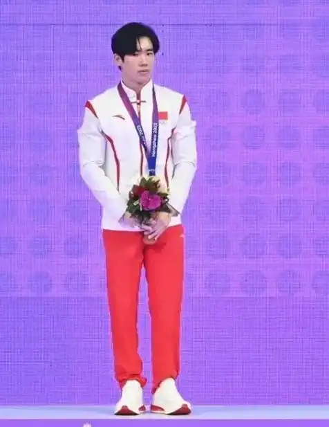 竞技体操  男子个人全能冠军.#亚运会 #张博恒 #竞技体操 - 抖音