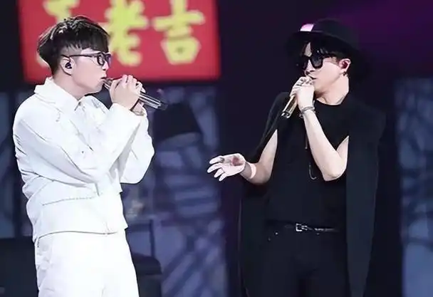 怼天怼地毛不易:被薛之谦力挺出道,凭借14首原创歌曲战胜资本